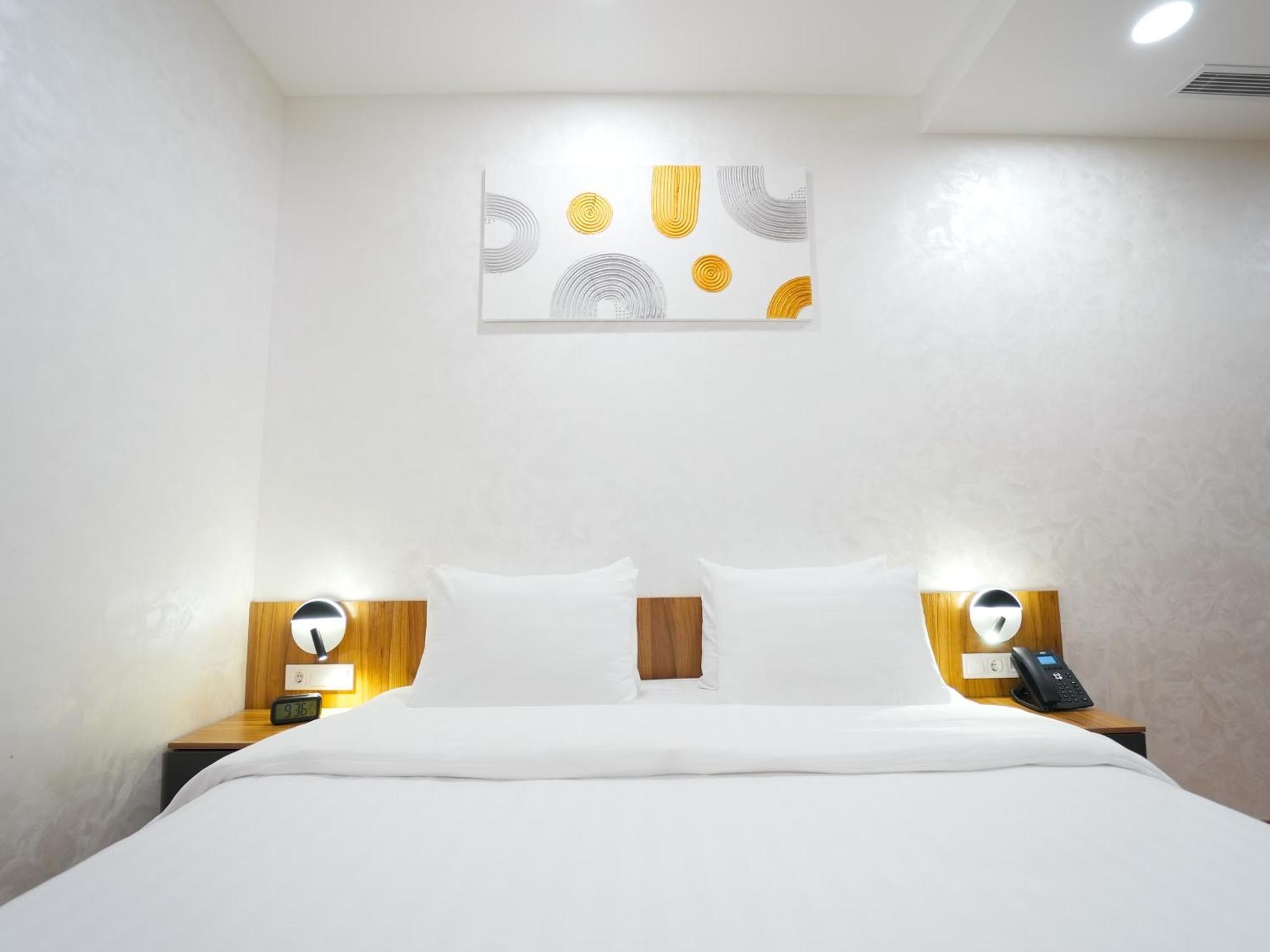 Avant Hotel Tashkent Pool&Spa Eksteriør bilde